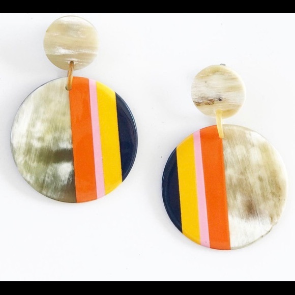 Host Pick! NWT Beautiful Crafted Earrings - Picture 2 of 3